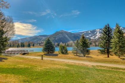 Mountain Therapy - image 5