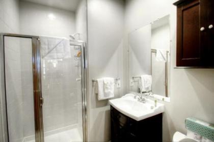 Canyon Run Townhouse F102 - image 2