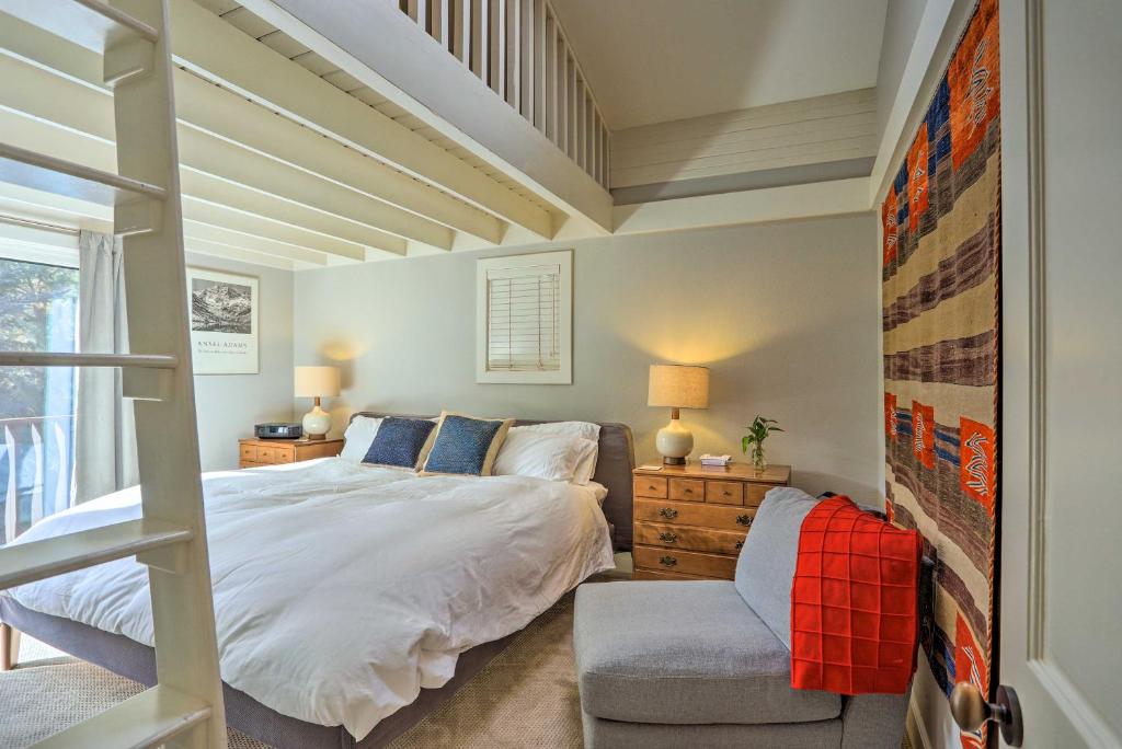 Avon Family Chalet with Hot Tub in EagleVail! - main image