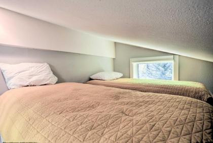 Avon Family Chalet with Hot Tub in EagleVail! - image 3