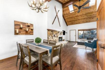 Newly Furnished Modern Mountain Retreat Avon Colorado