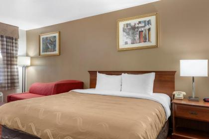 Quality Inn and Suites Goodyear - image 8