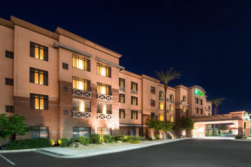 Holiday Inn Hotels and Suites Goodyear - West Phoenix Area an IHG Hotel - main image