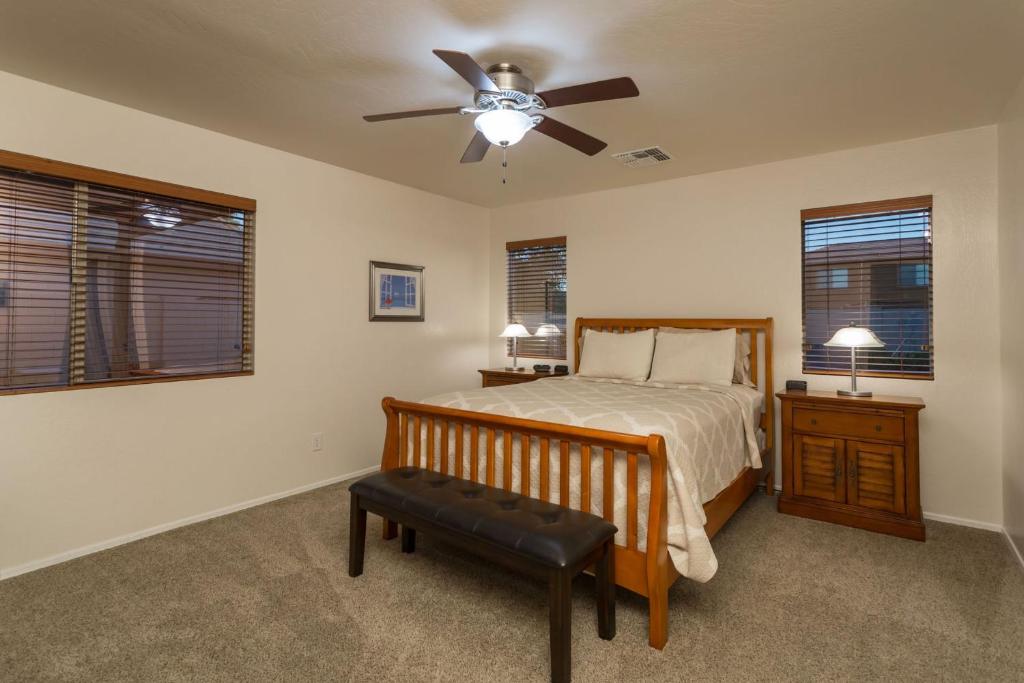 Blue's Retreat 3 Bedroom by Casago - image 5