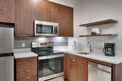 Residence Inn by Marriott Phoenix West/Avondale - image 11