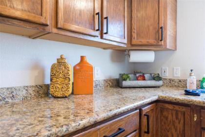 12730 Virginia Ave Avondale - image 15