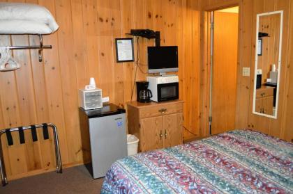 Baileys Sunset Motel - image 3