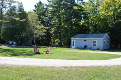 Baileys Sunset Cottages - image 7