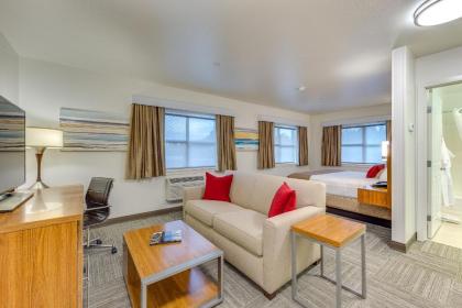 Marshall Suites - image 12