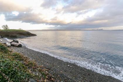 Rockaway Beach View - image 11