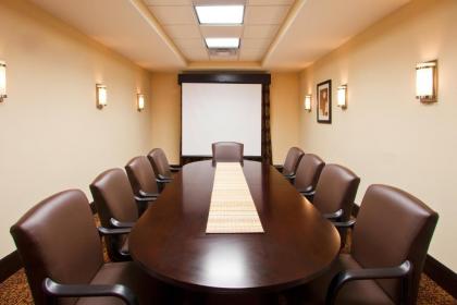 Holiday Inn Express Hotel & Suites Bainbridge an IHG Hotel - image 15