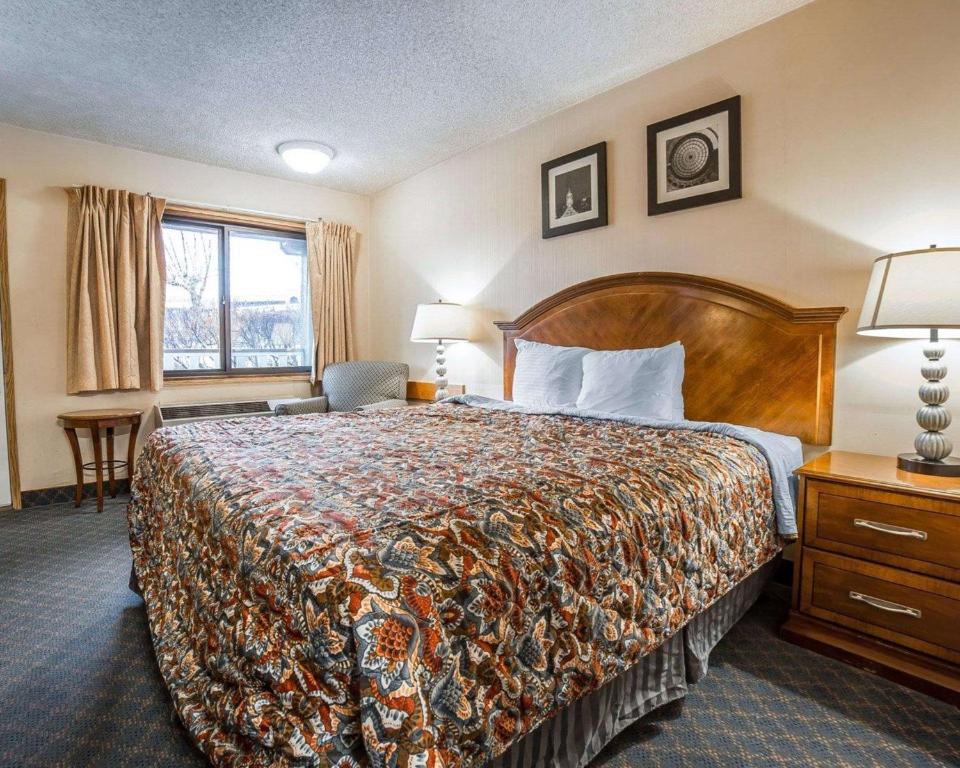 Rodeway Inn Baker City - image 7