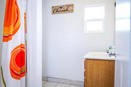 Baker City Motel & RV - image 13
