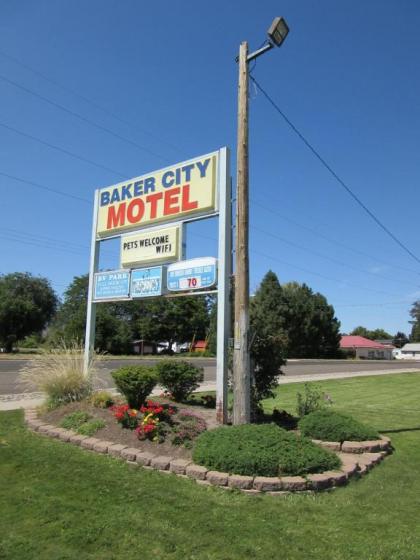 Baker City Motel & RV - image 6