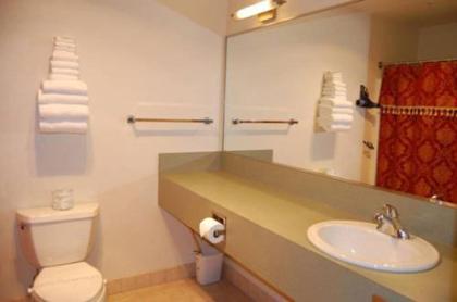 Table Rock Motel - image 11