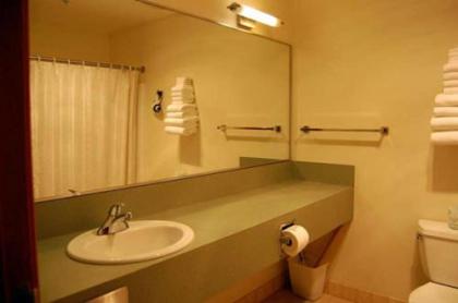 Table Rock Motel - image 12