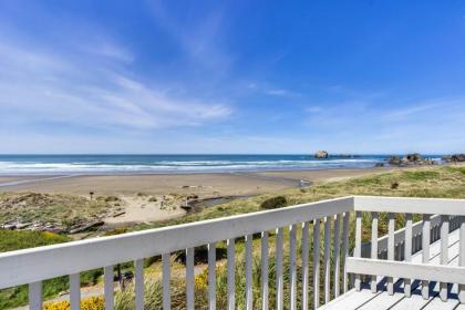 Spindrift Oceanfront Home   the Helm Bandon Oregon