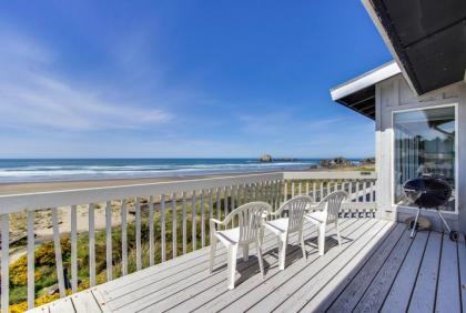 Spindrift Oceanfront Home Oregon