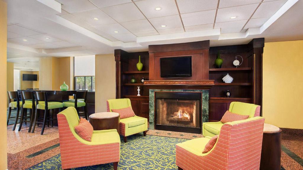 Fairfield Inn by Marriott Bangor - image 6