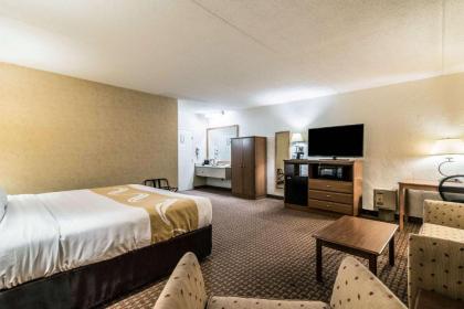Quality Inn Bangor Airport - image 13