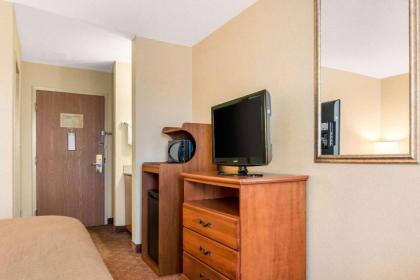 Quality Inn at Bangor Mall - image 11
