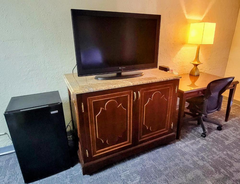Travelodge by Wyndham Bangor - image 2