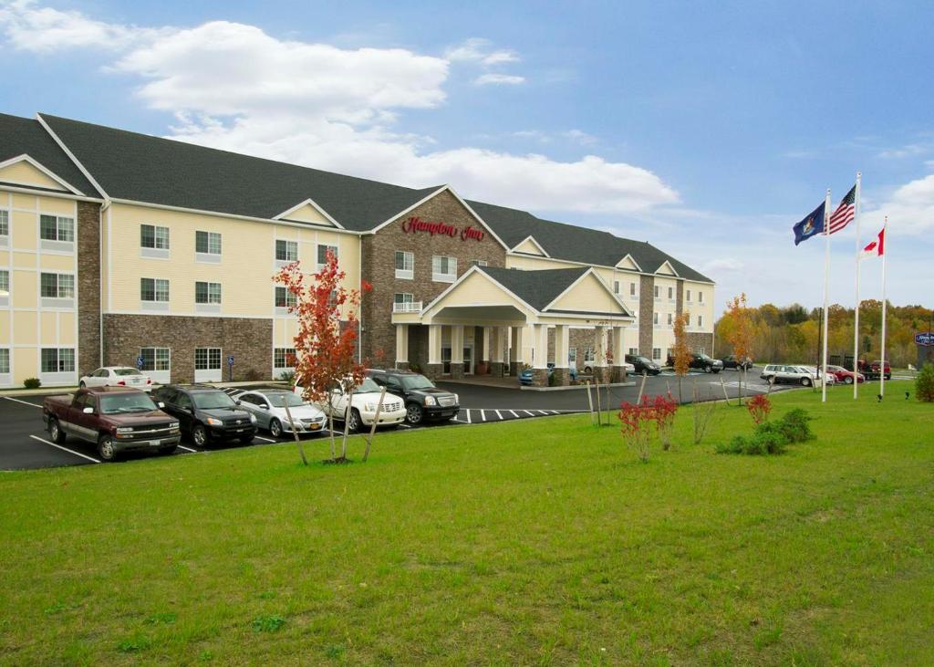 Hampton Inn Bangor - main image