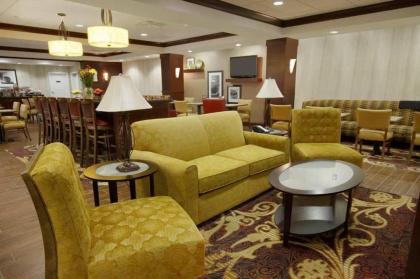 Hampton Inn Bangor - image 12