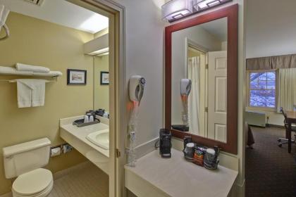 Country Inn at the Mall - image 12