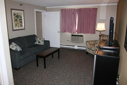 Bangor Inn & Suites - image 15