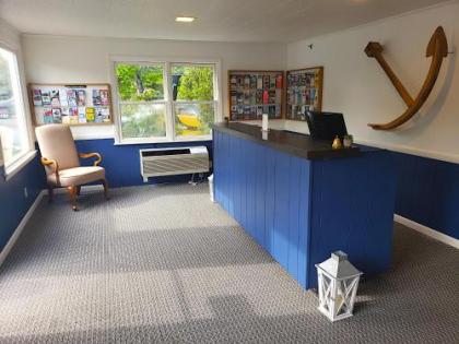 Anchorage Motel - image 5