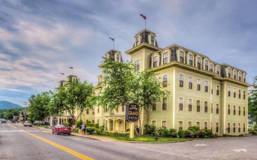 Bar Harbor Grand Hotel - main image
