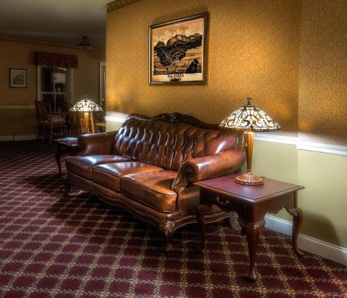 Bar Harbor Grand Hotel - image 3