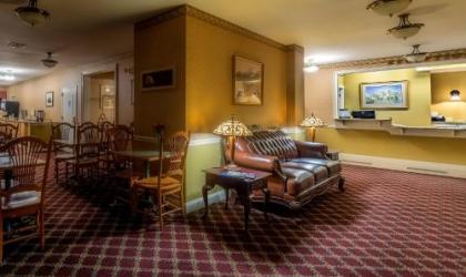 Bar Harbor Grand Hotel - image 4
