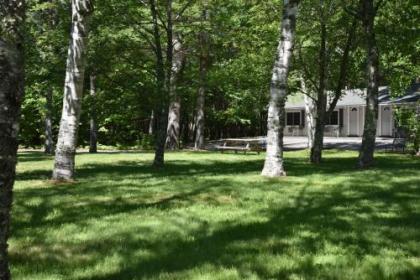Acadia Pines motel