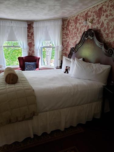 Moseley Cottage Inn and The Town Motel - image 5
