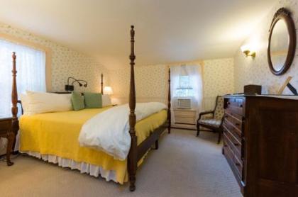 The Elmhurst Inn - image 5