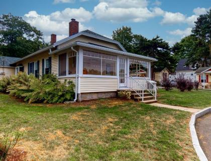 Acadia Cottage - image 18