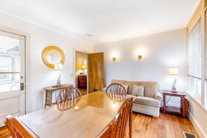 Green Cottage - image 7
