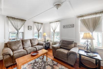 Parkview Cottage - image 2