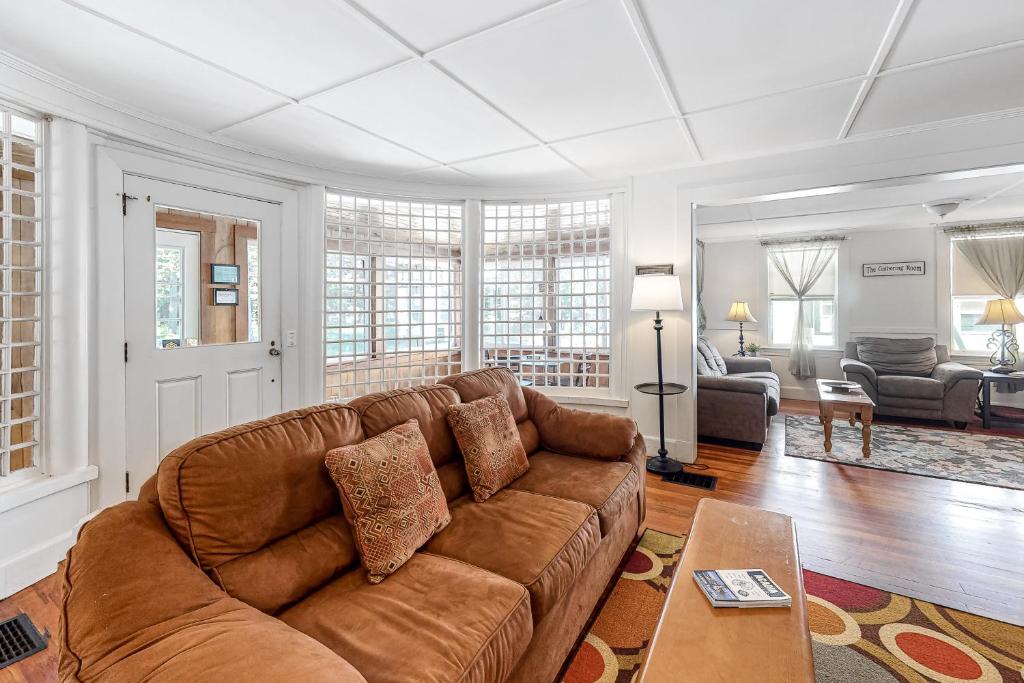 Parkview Cottage - image 5