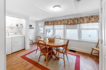 Parkview Cottage - image 9