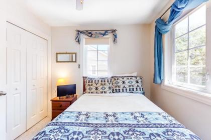 Cedar Cottage - image 16