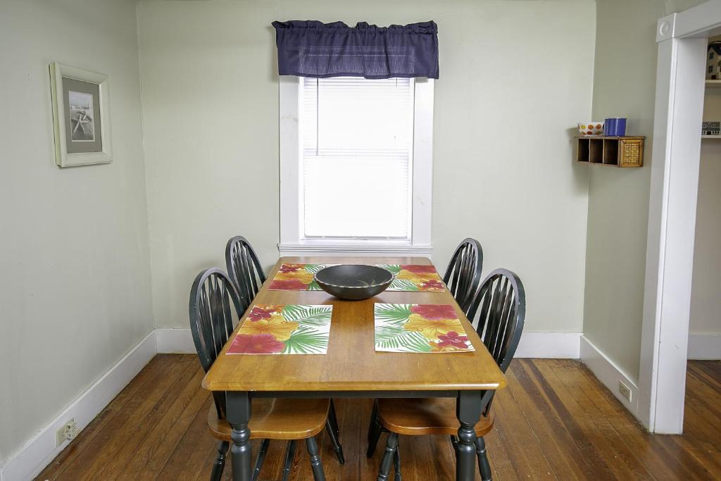 The 48 Cottage - main image