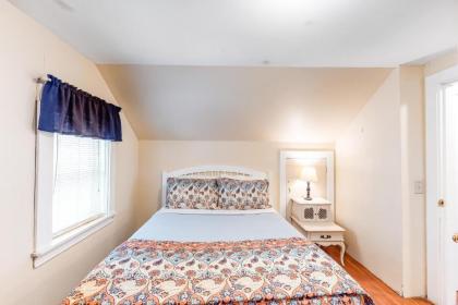 The 48 Cottage - image 11
