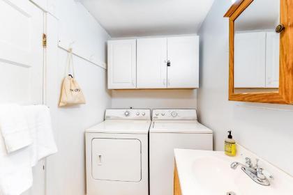 The 48 Cottage - image 12