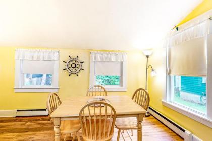 Norris Cottage - image 10