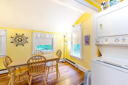 Norris Cottage - image 15