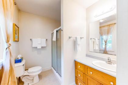 Dogwood Cottage - image 12