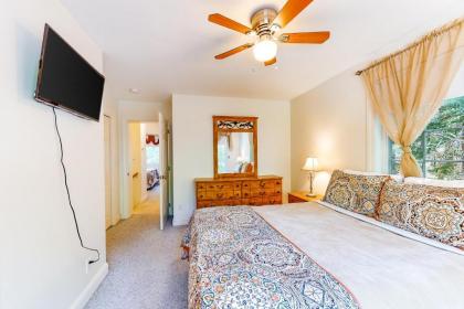 Dogwood Cottage - image 15